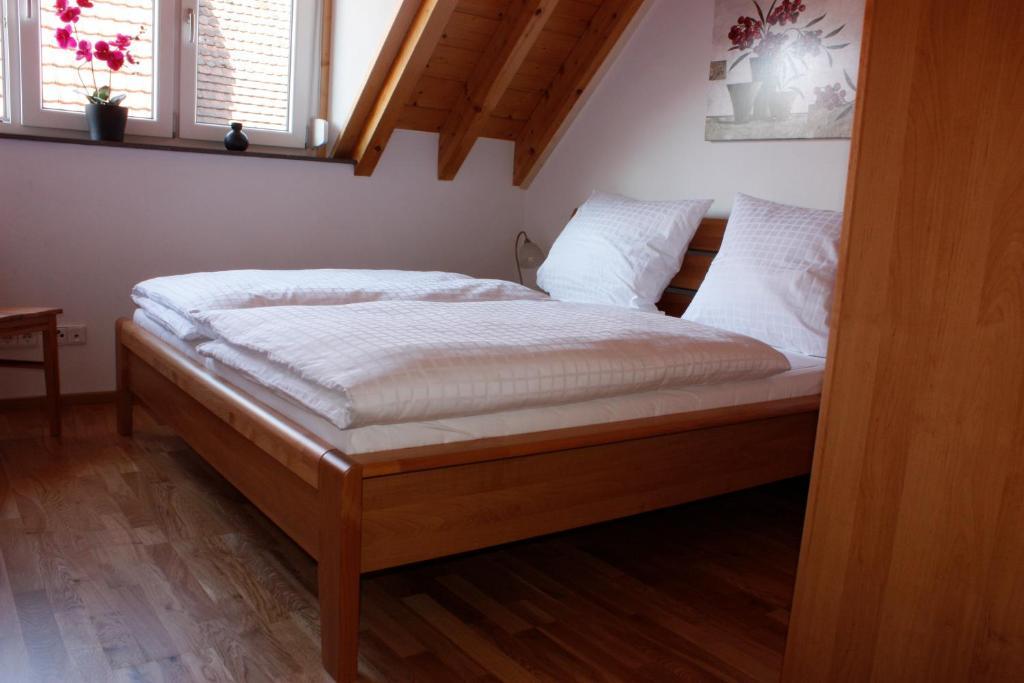 Wonnentaeler Apartments Kenzingen Room photo