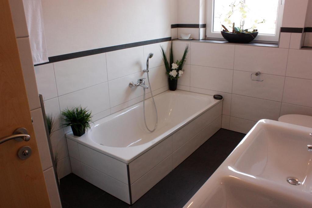 Wonnentaeler Apartments Kenzingen Room photo